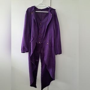 Costume over-coat
